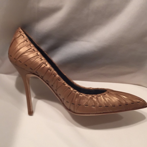 Manolo Blahnik designer heels - Picture 3 of 8